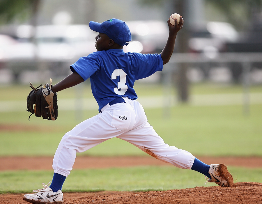 private baseball lessons, baseball training houston, baseball camp, softball camp, pitching camp, batting cages houston